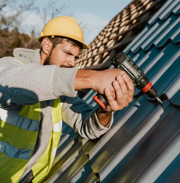 West Chicago Homeowners Count on West Chicago Roofing for Steel Roofing Excellence