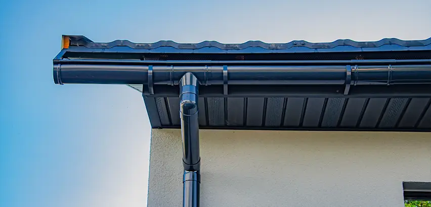 Professional Soffits and Fascia Replacement Services in West Chicago, IL