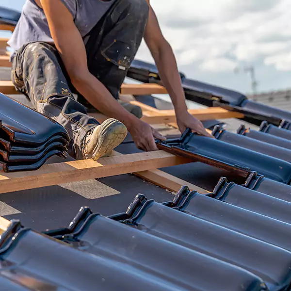 Why West Chicago Homeowners Choose West Chicago Roofing for Roof and Gutter Repair?